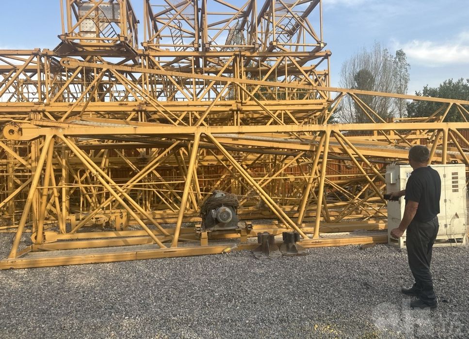 Башенный кран XCMG 6015- 8 т в аренду и на продажу Кран Башенный 6015