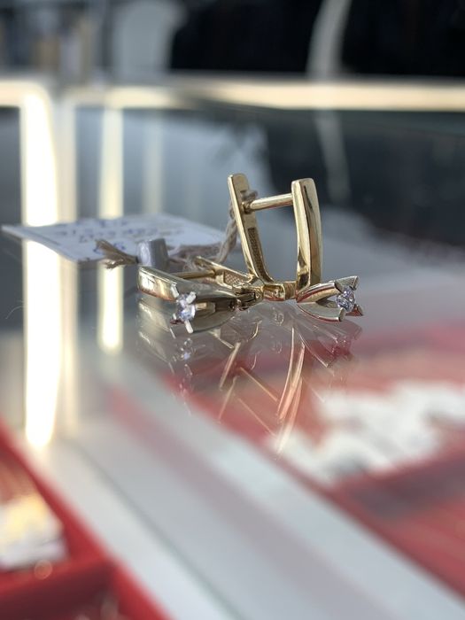 Золото серьги  г.Астана