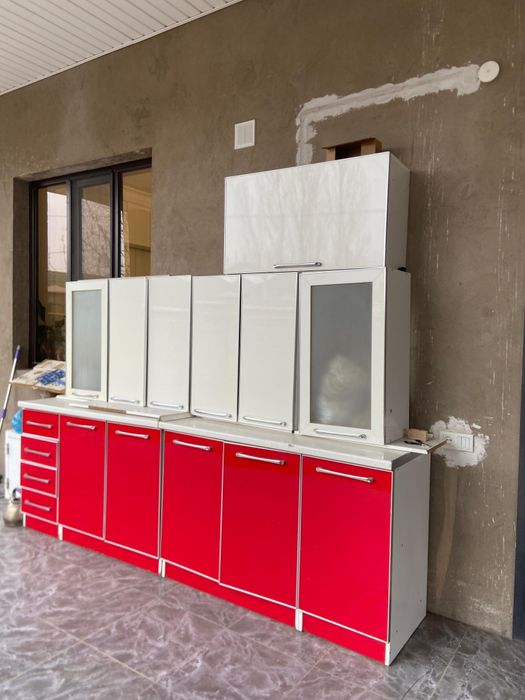 Продаётся кухонная гарнитура