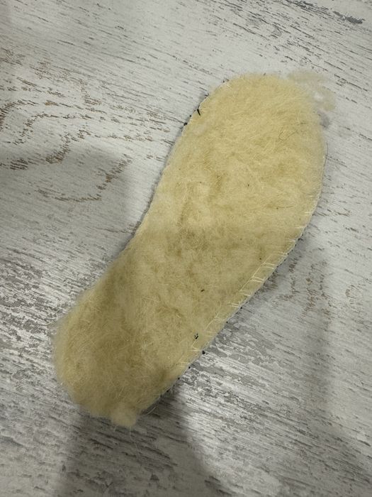 Продам ботинки детские