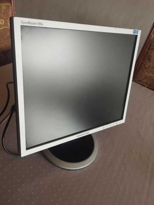 Monitor rabochiy,