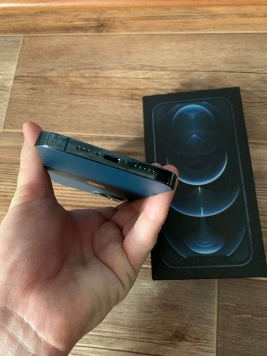 Айфон 12 про 256 в идеальном состоянии