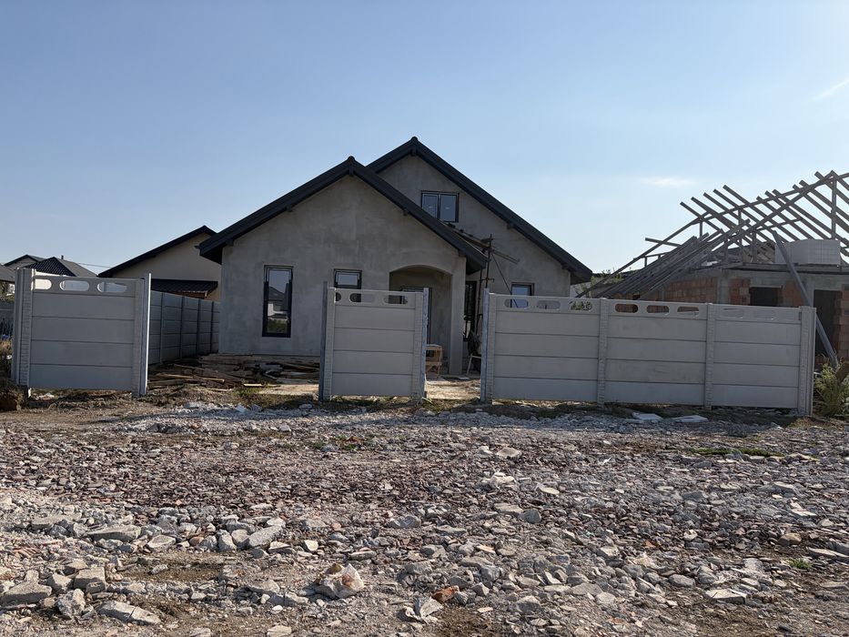 Casa de Vanzare P+M