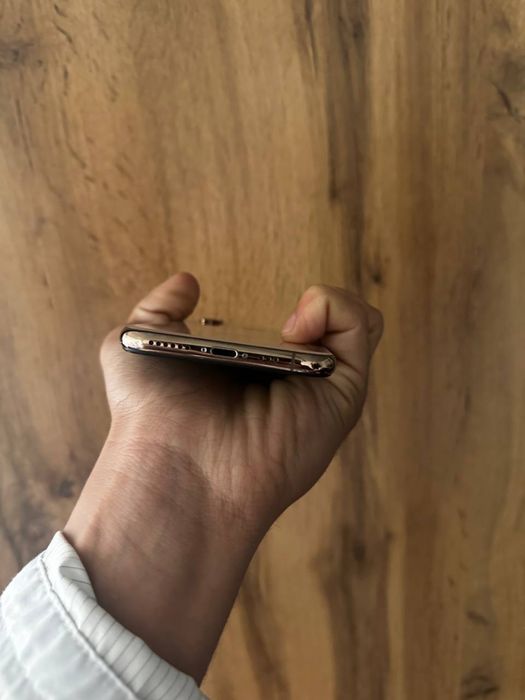 iPhone xs.