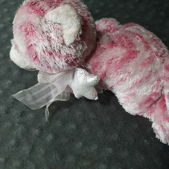 Плюшена розова Играчка