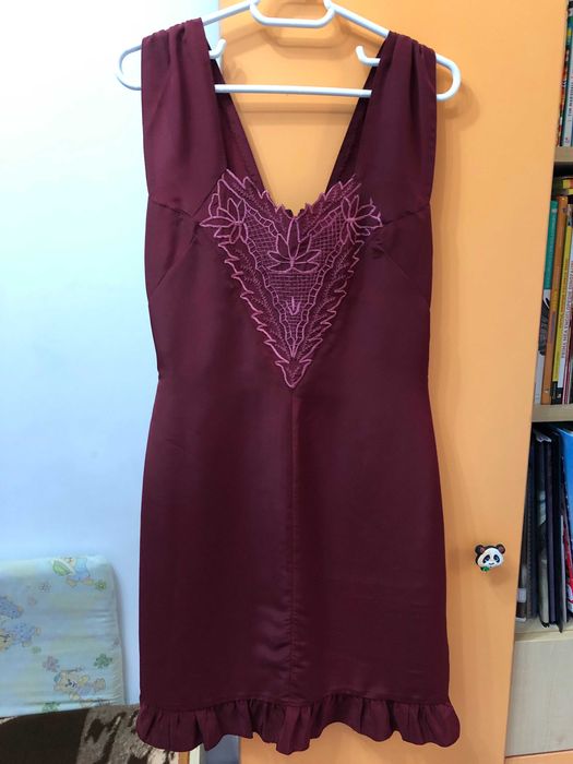 Rochie dama, brodata manual, din matase visinie