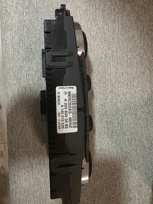 Управление за климатик на Mercedes W203