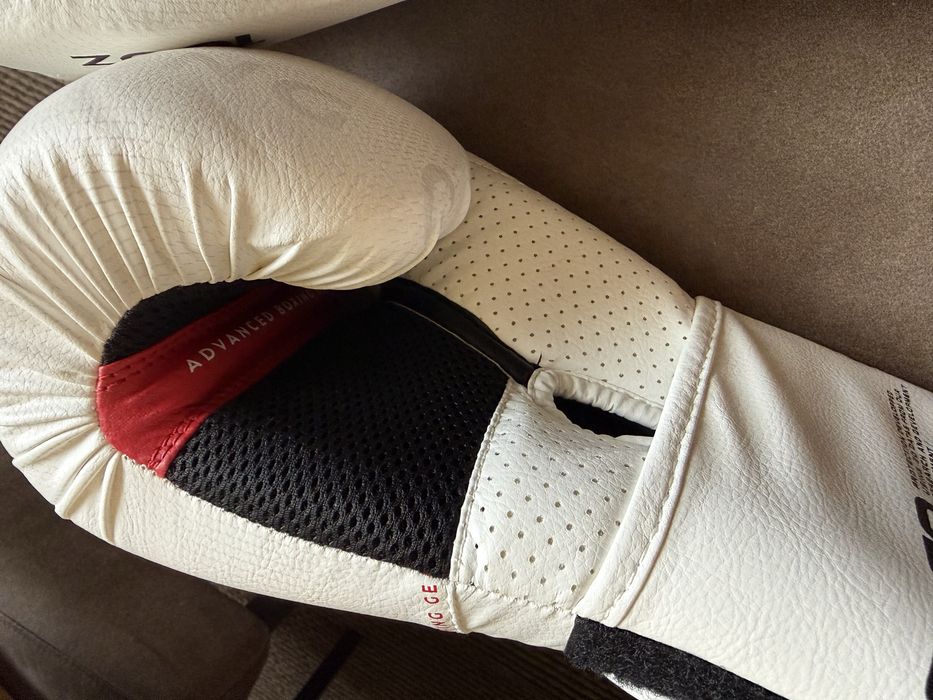 Manusi de box outshock