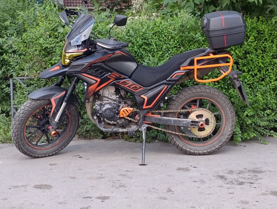 Продам мотоцикл 300 кубов