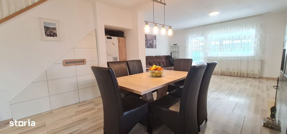 Duplex de vanzare Izvor