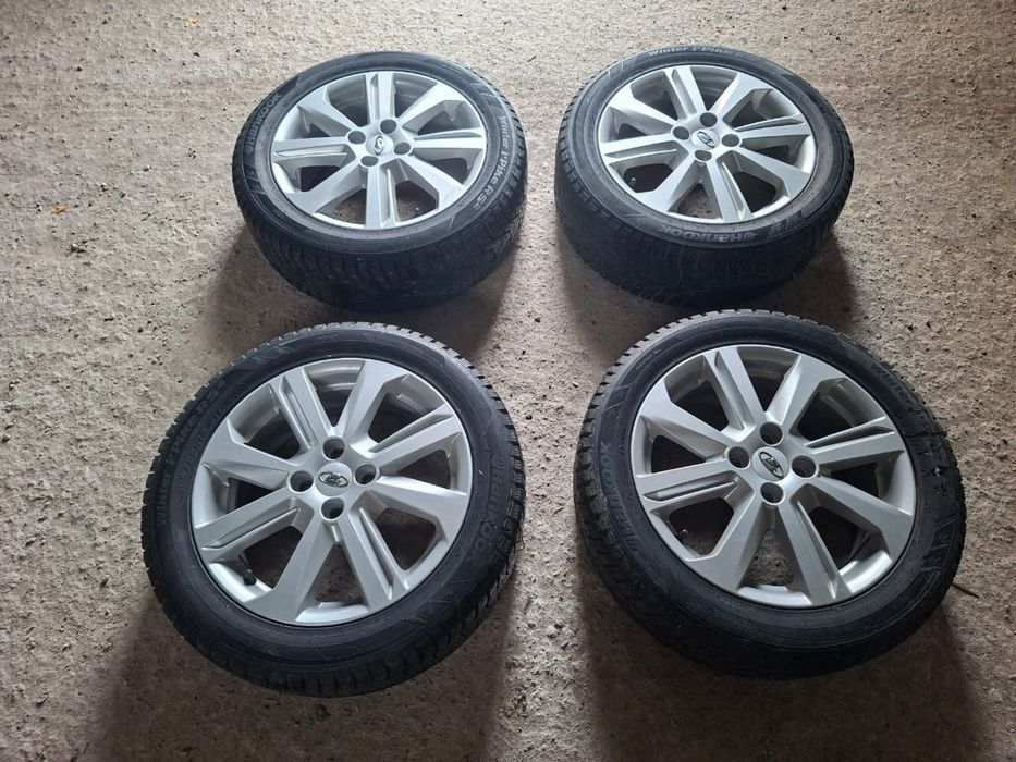 Диски R16 штатные (стоковые) на весту с зимней резиной Hankook