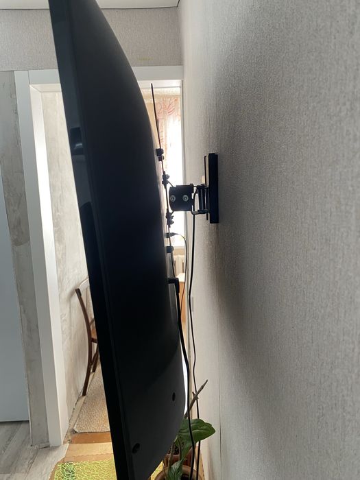 Продам Телевизор LG