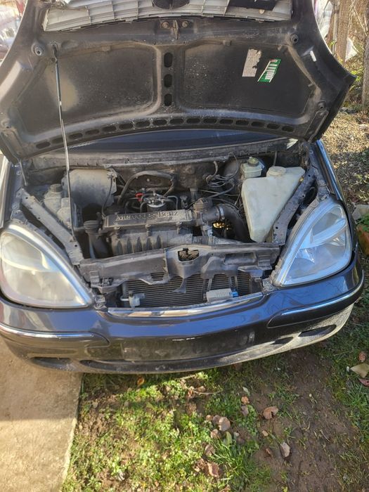 Vând Mercedes classe A