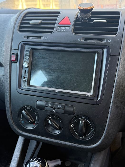 Vând wolkswagen golf 5