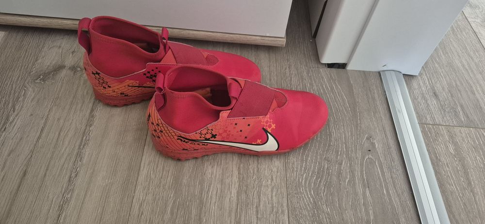 Nike стоножки 38 номер