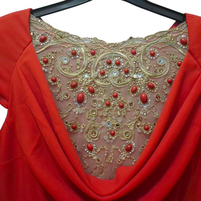 Vand rochie de ocazie