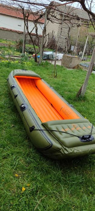 Надуваема лодка 3.50 м.