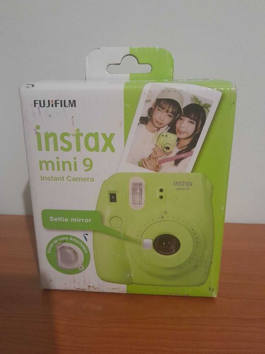 Фотоапарат Fujifilm Instax Mini 9