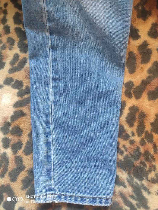 Blugi slim cu talie înaltă