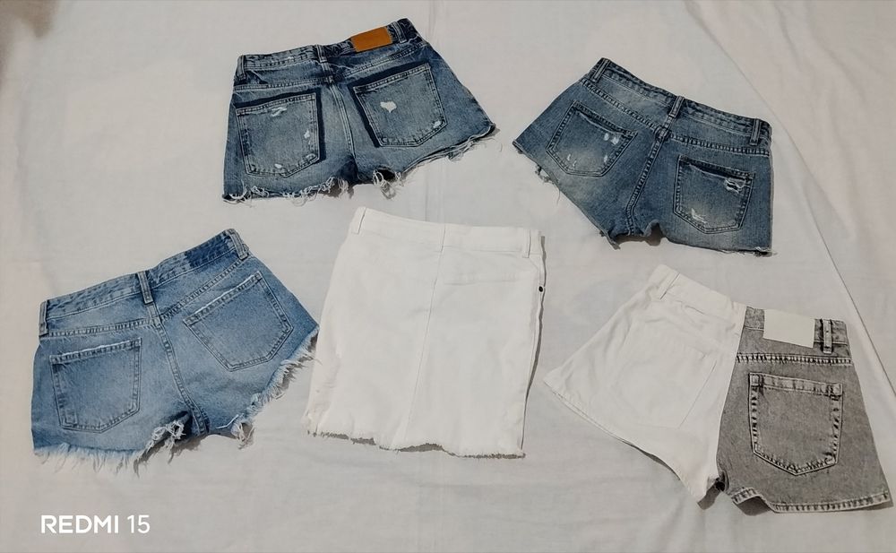 Lot 4perechi pantaloni scurtixxs(32)+cadou  fusta xxs