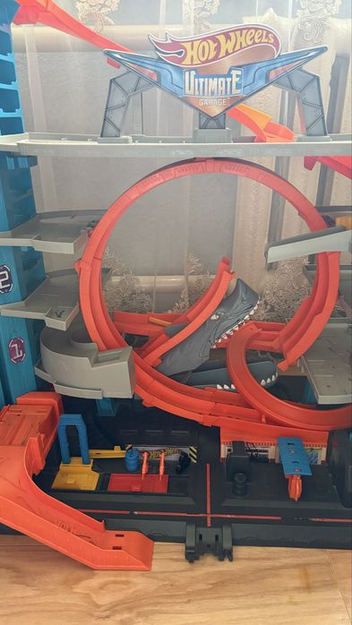Дорога Hot Wheels для машинок