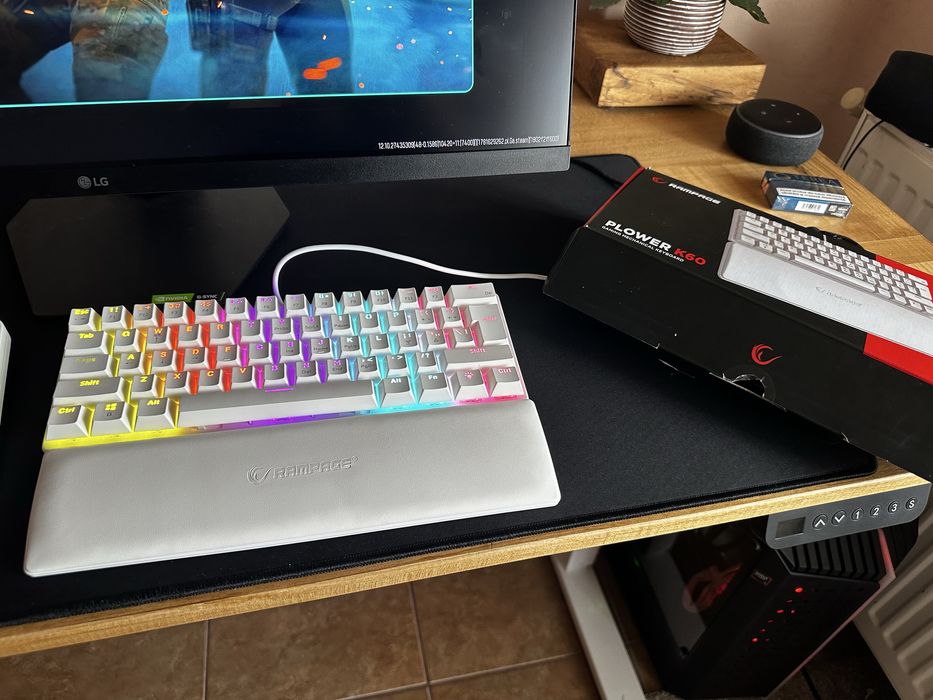 Tastatură Gaming Mecanică 60% Albă RGB