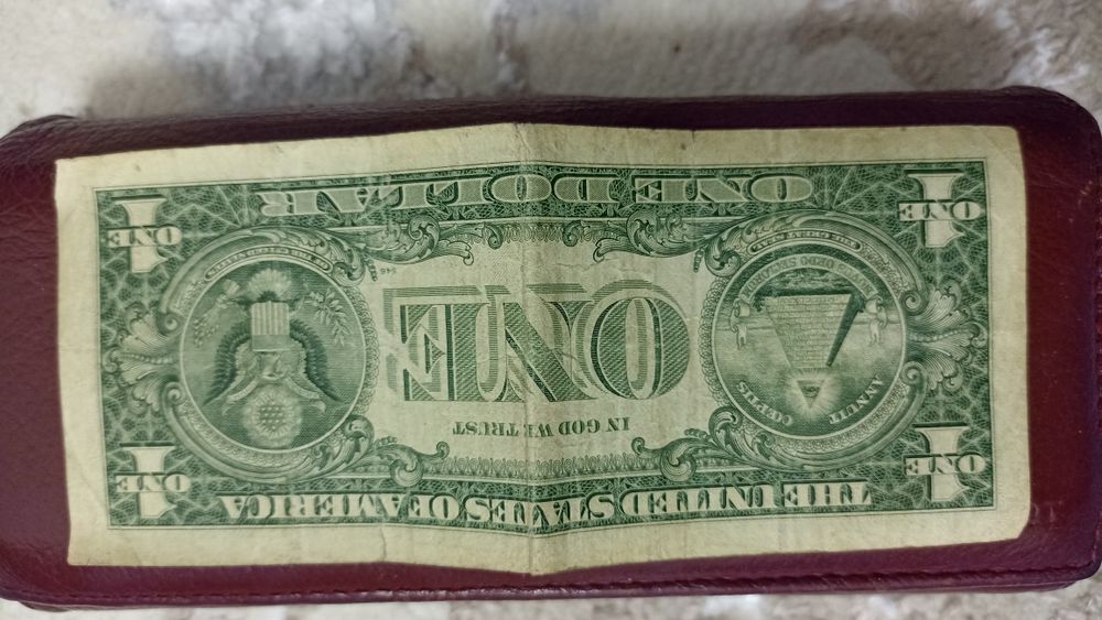 ONE DOLLAR старый купюр