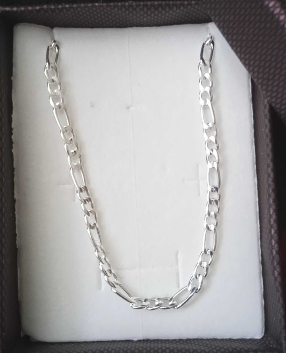 Нови,сребърни бижута. Колие, ланец,гривна,пръстен.. В подаръчна кутия