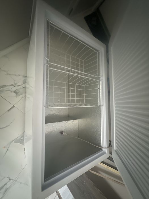 Морозильник Бирюса