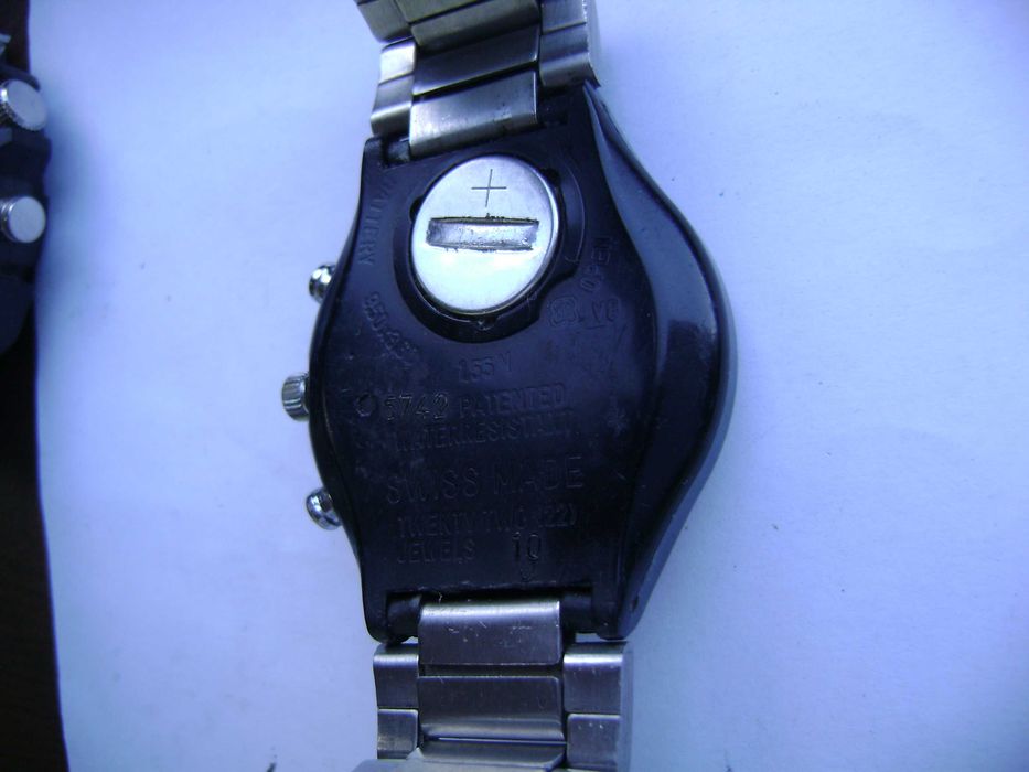 Продавам 5 кварцови часовника Q&Q,Swatch,Casio,Festina