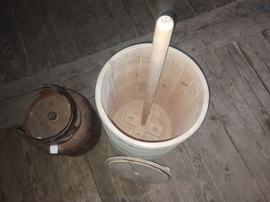 Қүбі сатылады кайыннан