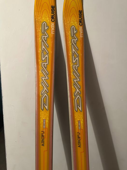 Ски + щеки подарък