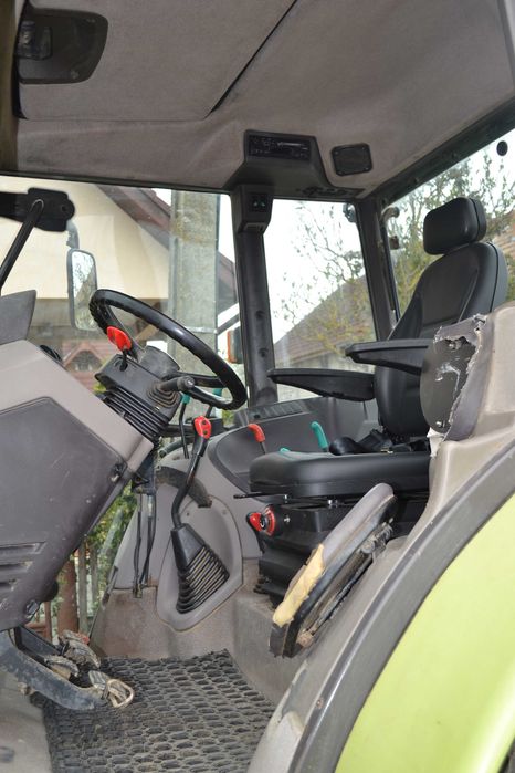 Tractor Class Celtis 446 RX