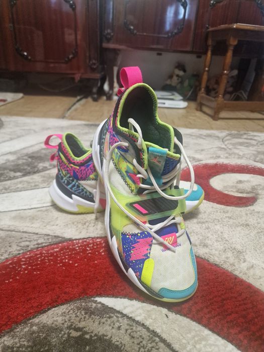 Adidasi Jordan Why Not