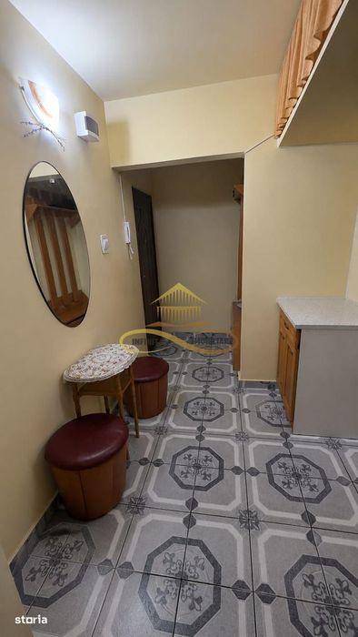 De vanzare apartament 2 camere,etaj 2, zona Strada Orizont
