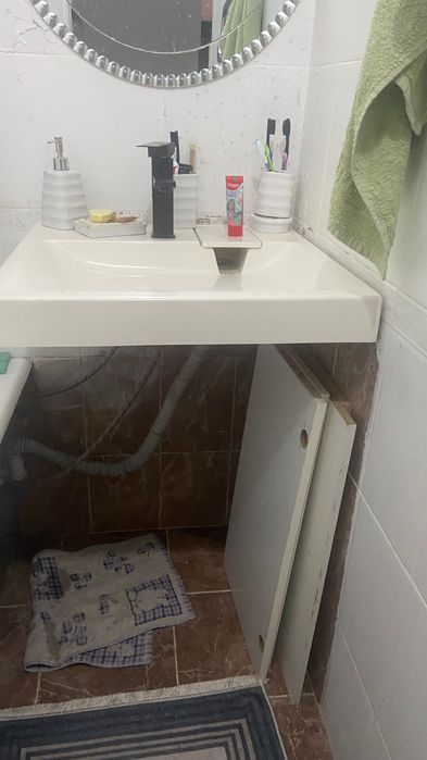 Раковина над стиралкой