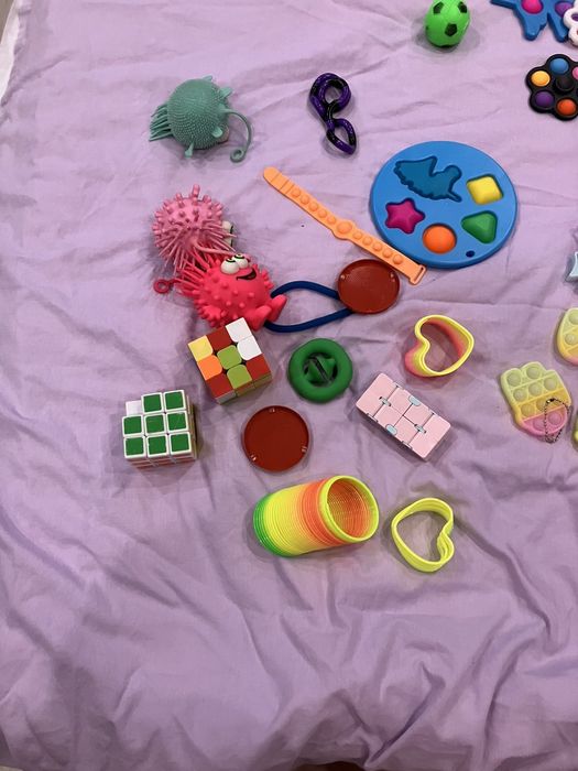 Анти стрес играчки-Fidgets