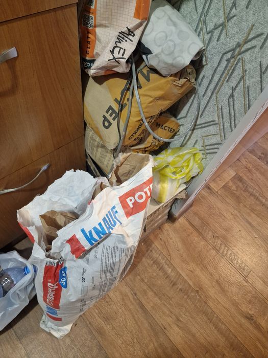 Клей для плитки,стяжка,кафель