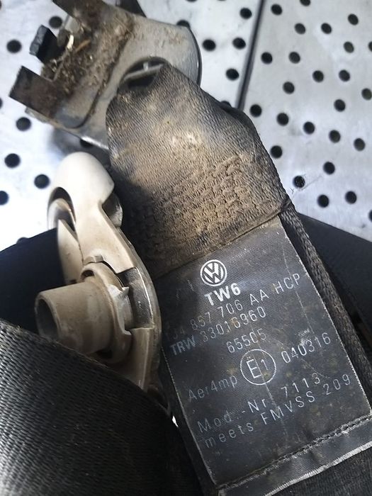 Centura siguranta cu capsa dreapta fata vw golf 4 1j 1j4857706aa