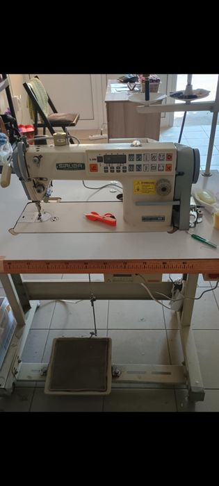 Професионална шевна машина Siruba / Сируба
