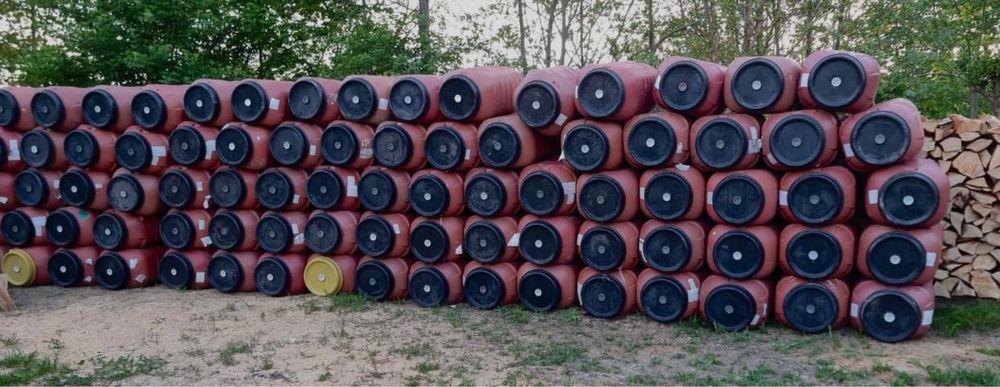 Butoaie plastic 220l