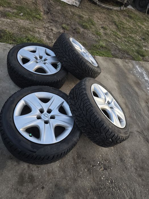 Set jante structurate 5x105 Opel Astra J K 225 50 17 roti iarna