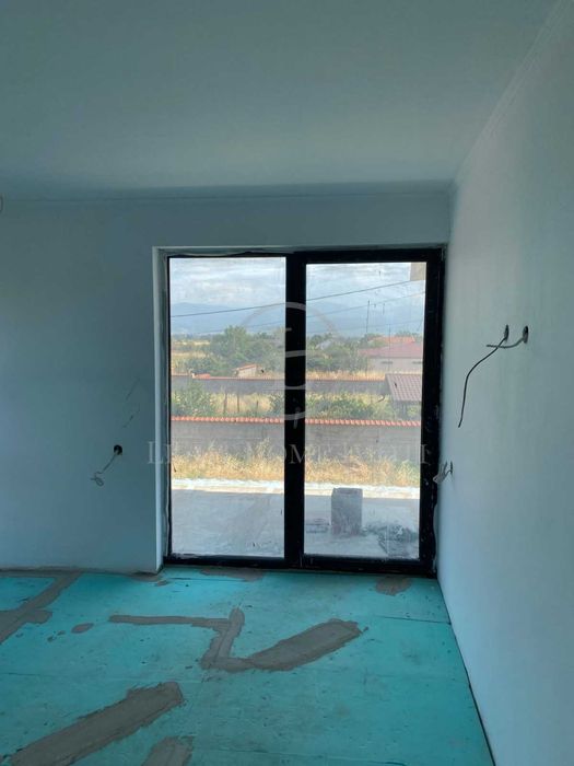 Продава се Къща в с. Костиево, Област Пловдив - 450 кв.м за 532 €/кв.м - Снимка #11