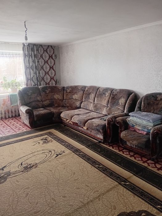 Продам углавой диван