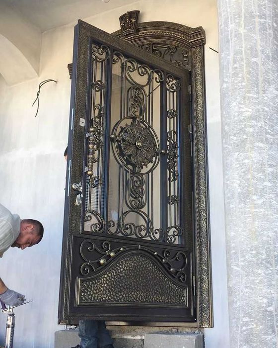 Дарвоза. Перила. Решотка ва ковка ишлари сифатли ва кафолатланган