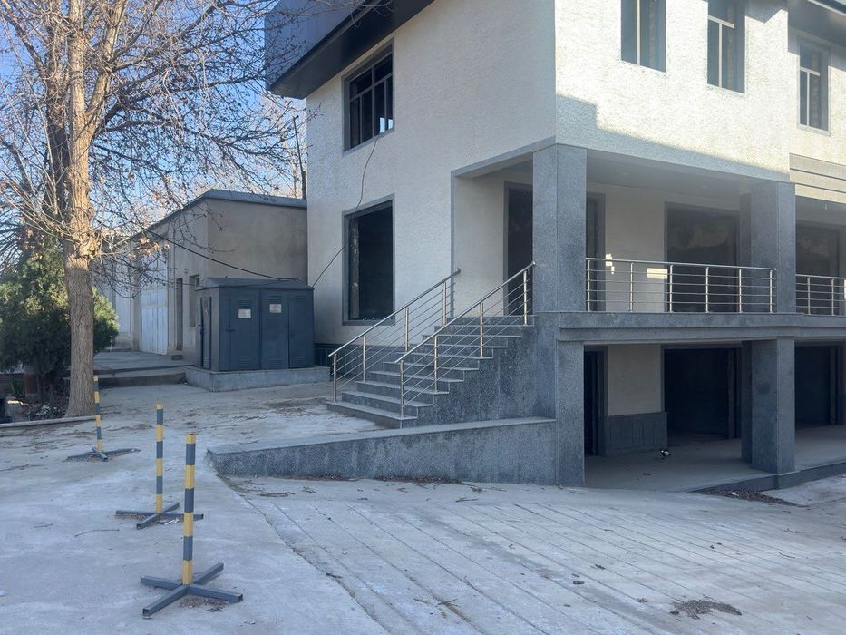 Сдам помещение 3800 кв м полезной площади, по документам 4228 кв м