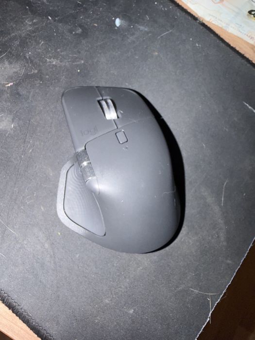 Мышь компюбтерная от Logitech