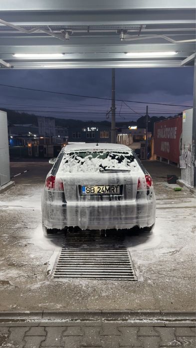 Vând audi a 3 coupe