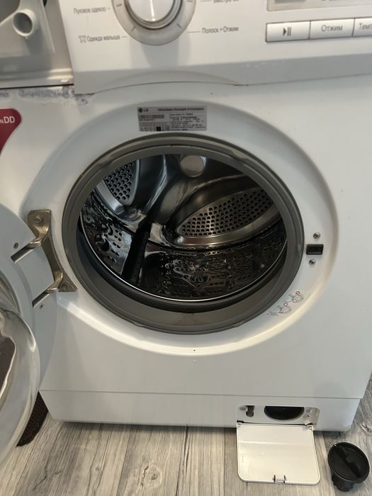 Продам стиральную машинку