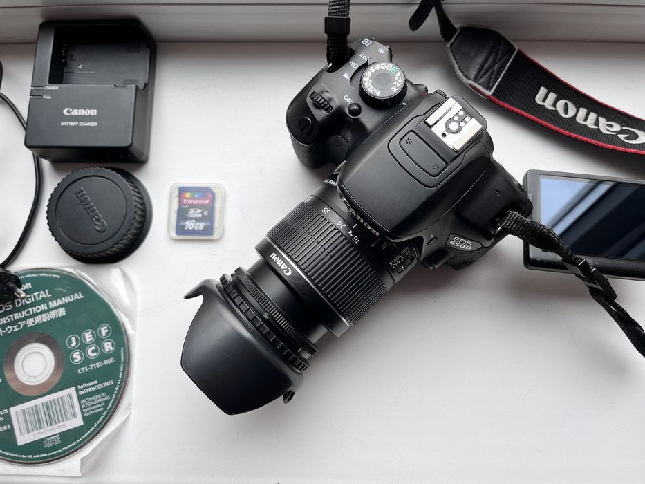 Canon EOS 650D (сенсорный экран)